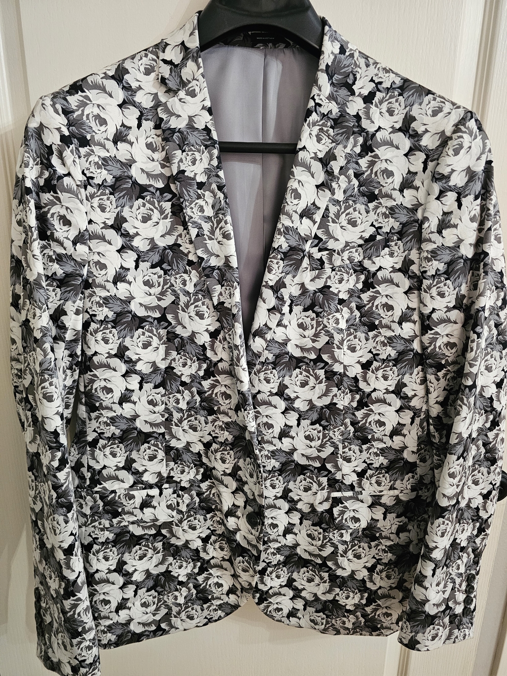 jf j.ferrar Black and White Floral Blazer Men's Sz.44